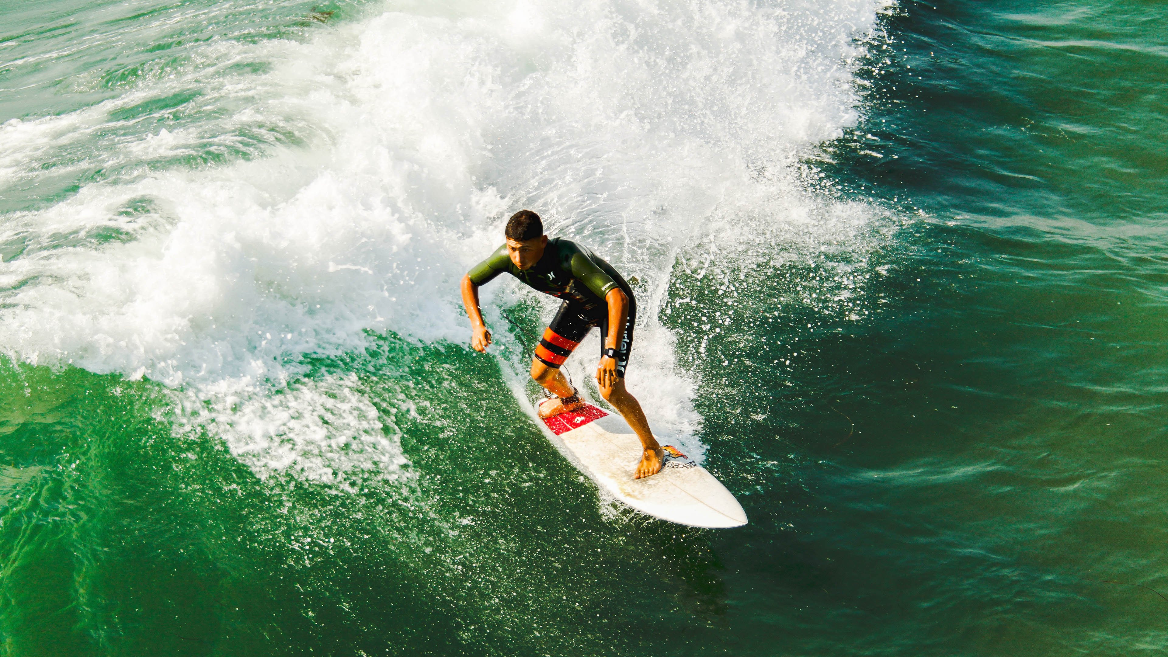 _水上漂移：速度、技巧与浪花交织_，水上漂教程
